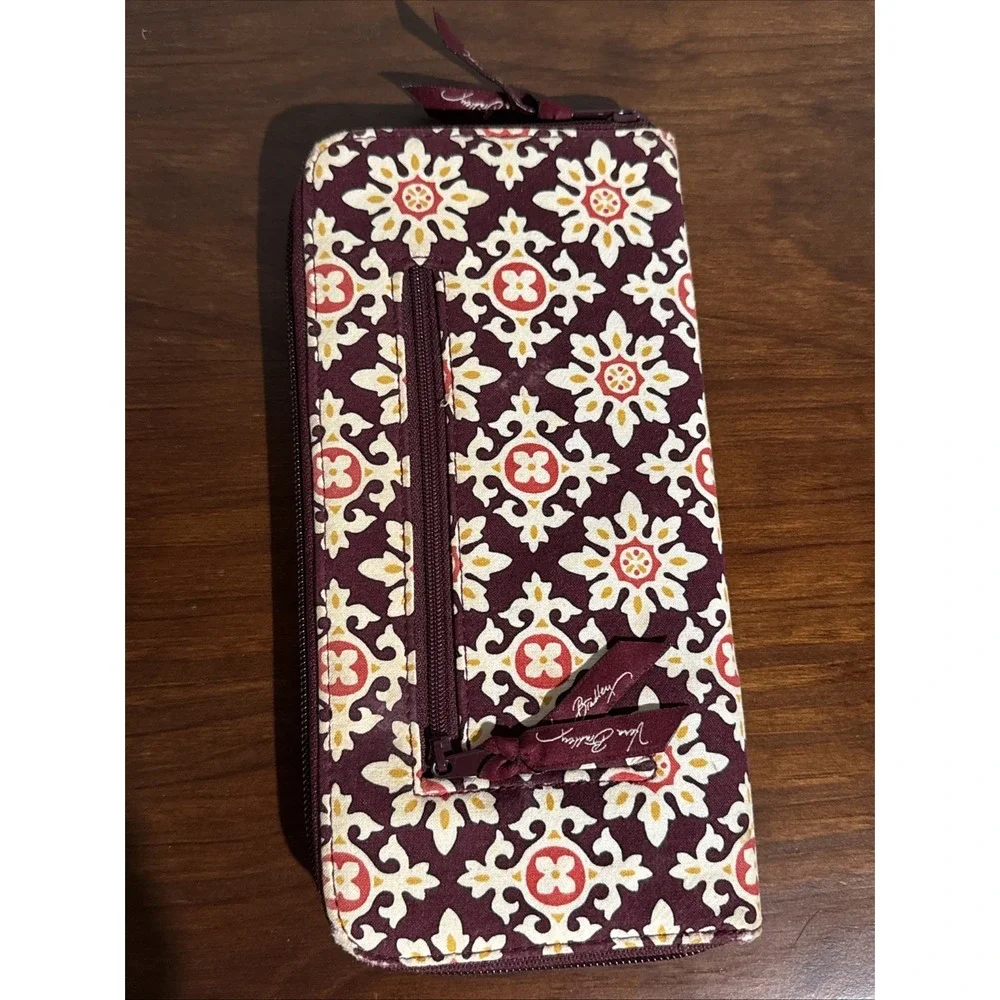 Vera Bradley Women's Medallion Floral Print Zip Around Travel Organizer Wallet